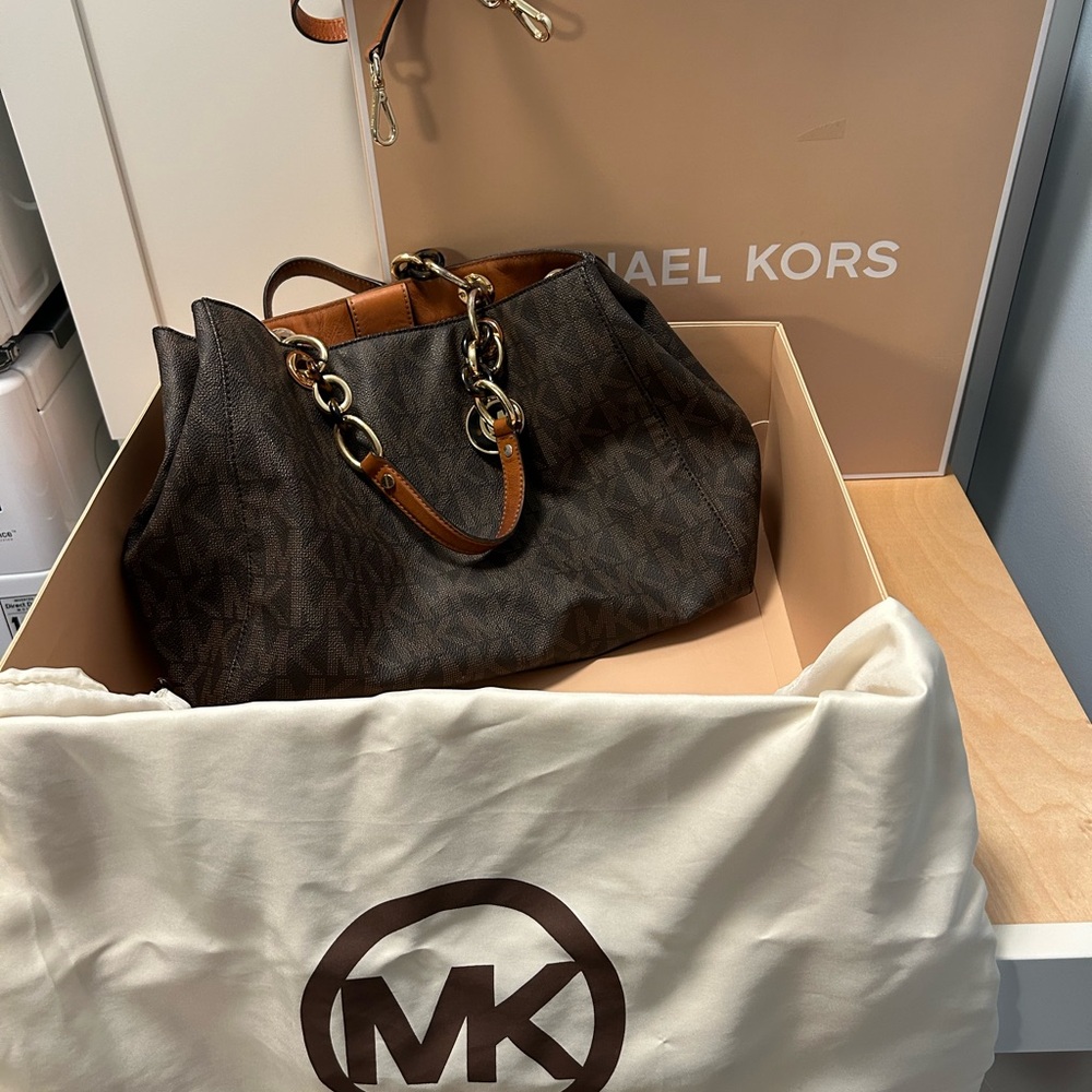 Michael Kors logo bag, excellent condition, box, dust bag.